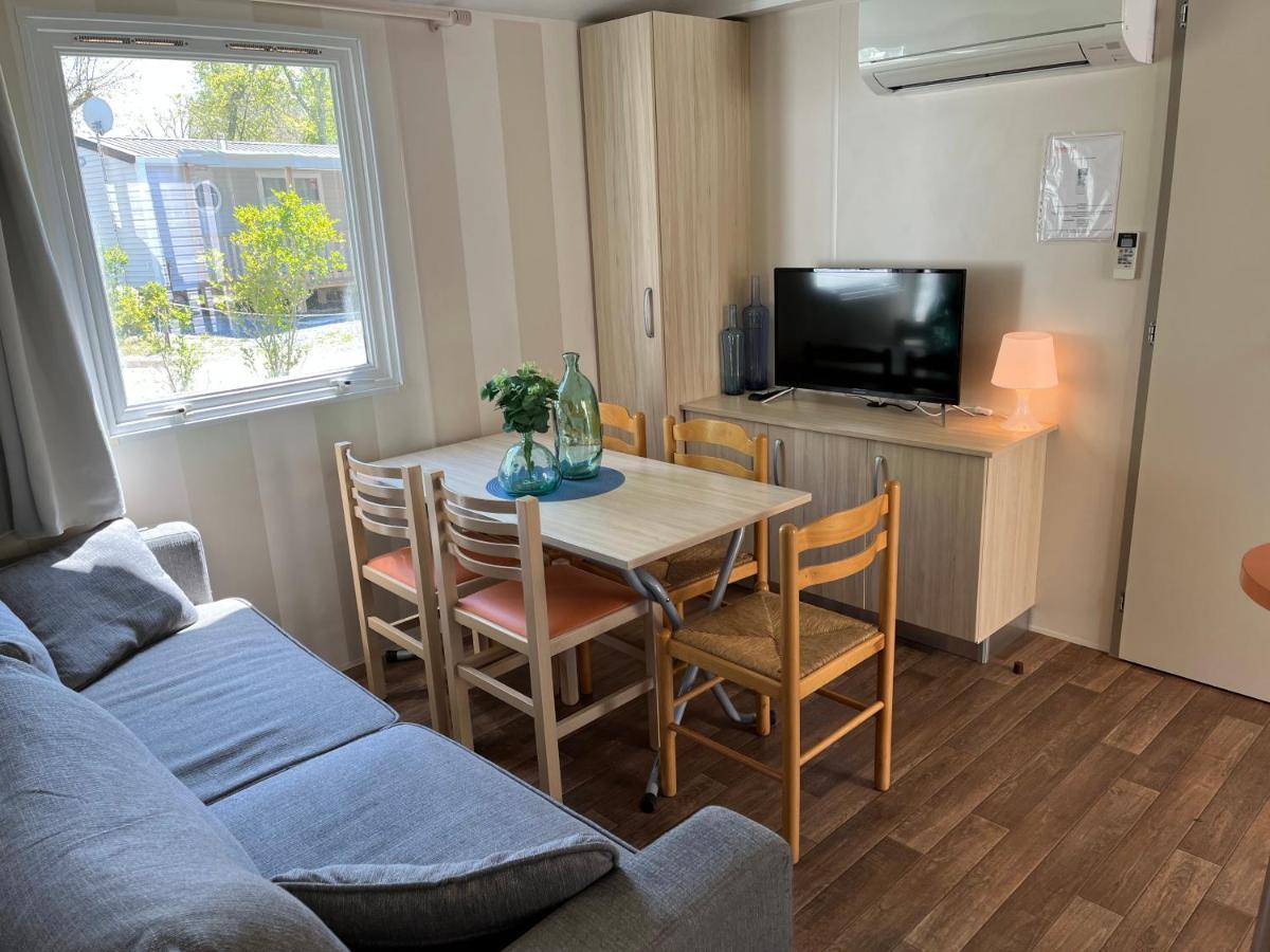 Mobil-Home Climatise Avec Piscine Aureilhan  Dış mekan fotoğraf